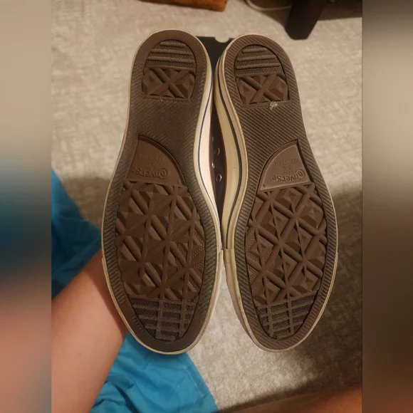 Converse - Picture 3 of 5